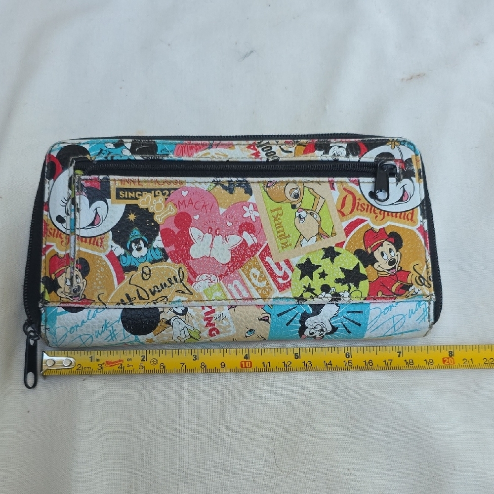 Disney Colorful Character Wallet - Picture 5 of 8